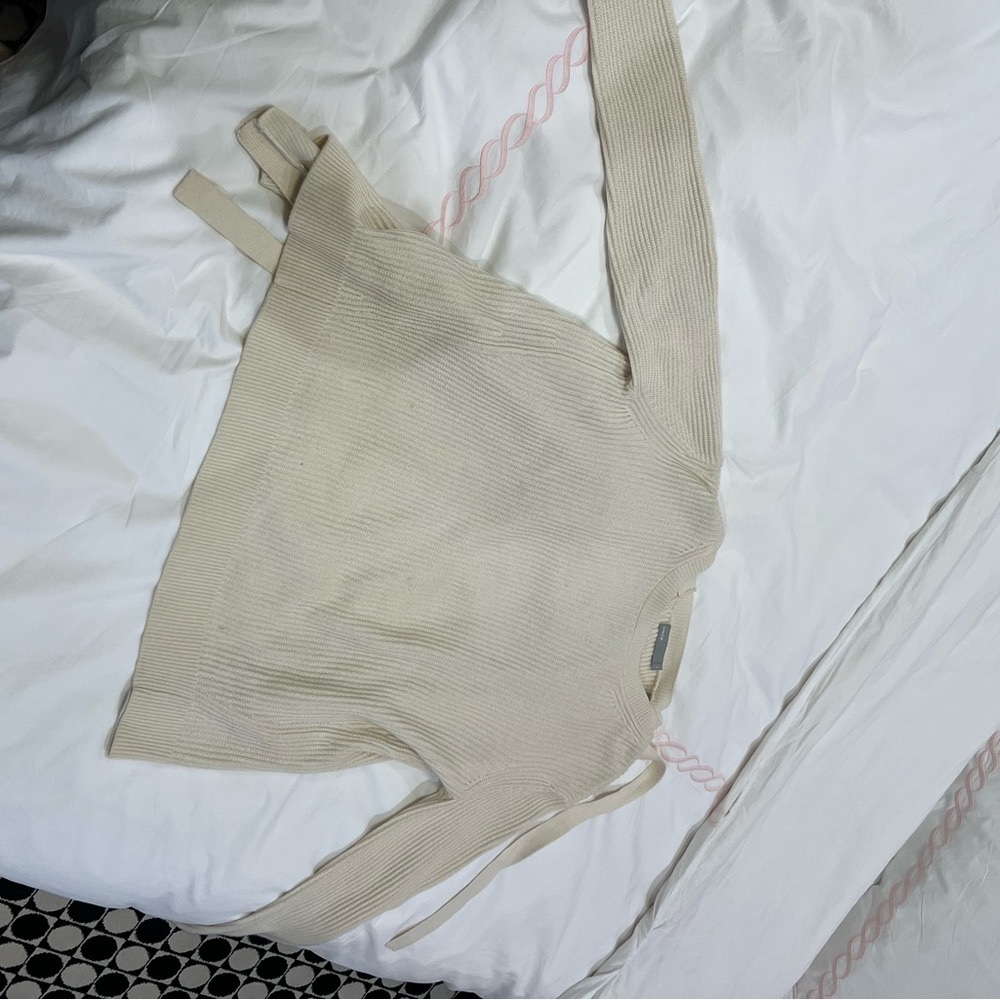 VINCE Cream Ribbed Sweater